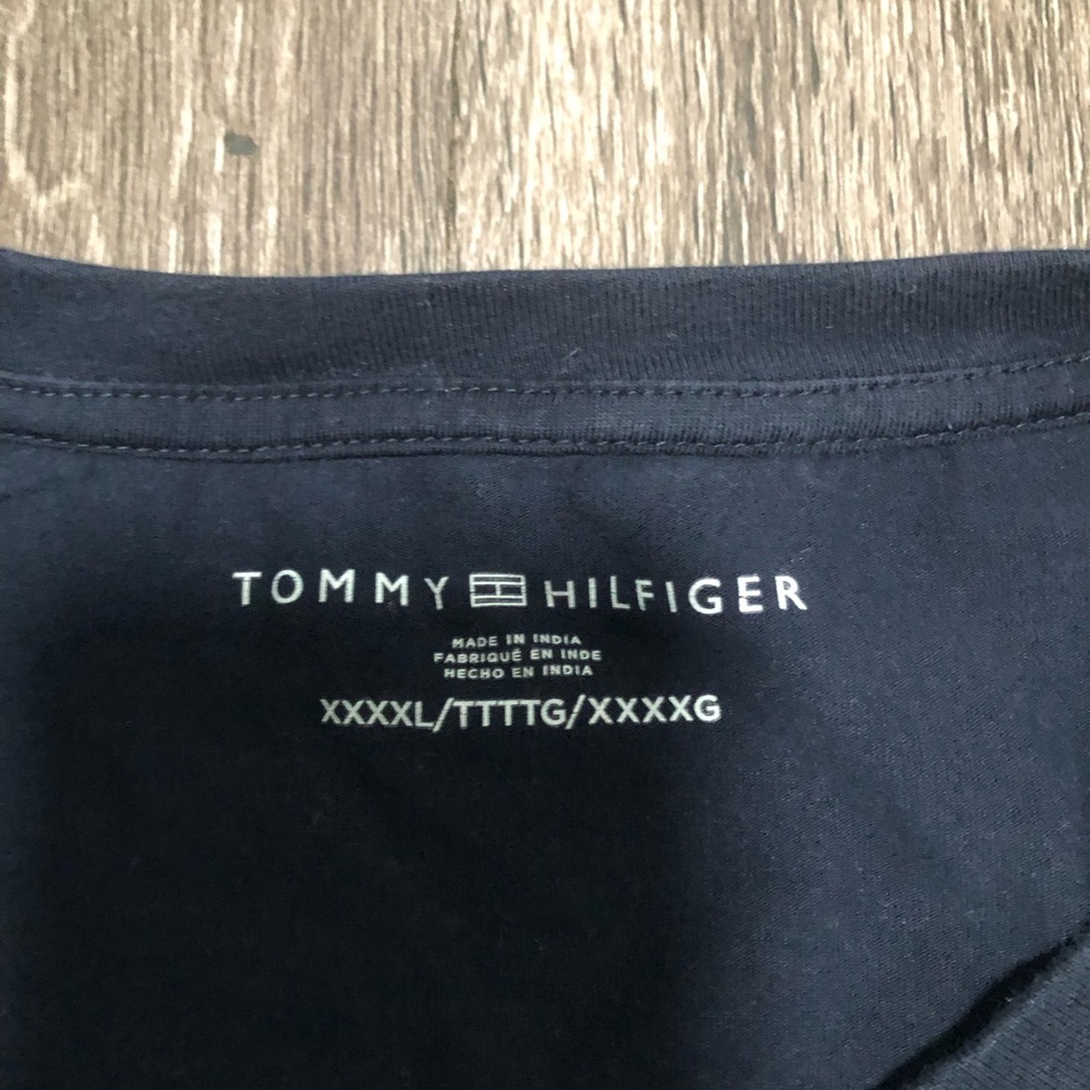 Tommy Hilfiger Men's 4XL Navy Blue Essential Flag Logo Tee - Big & Tall - Picture 5 of 6